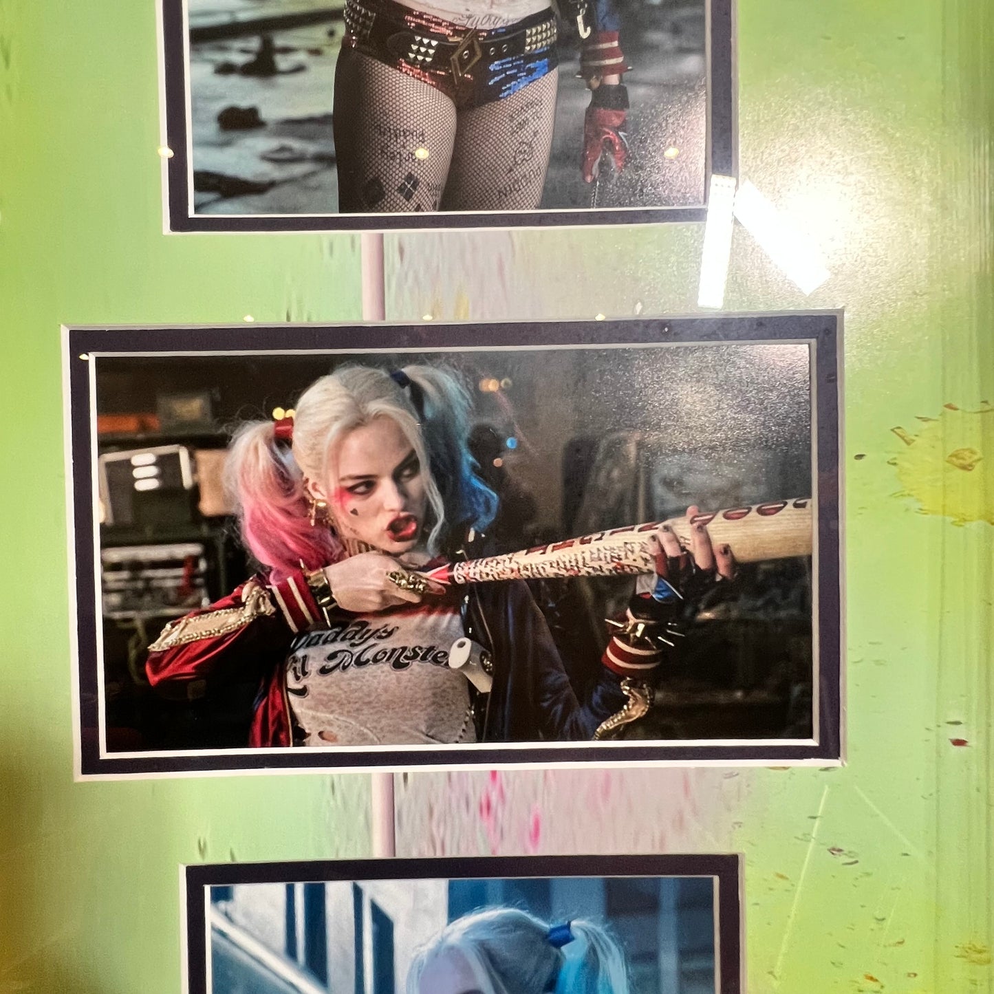 Margot Robbie Harlequin Baseball Bat Signed